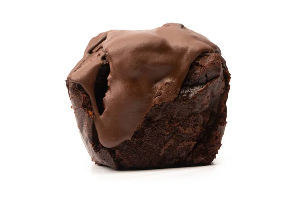 Bolo Chocolate Saboroso Isolado Fundo Branco — Fotografia de Stock
