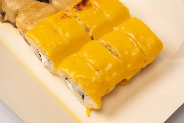 白を基調としたクリームチーズの寿司 — ストック写真