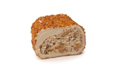 Fındıklı tatlı rulo, Türk tatlıları. Türk rahat beyaz zemin üzerinde izole. 