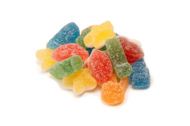 Beyaz arka planda izole edilmiş çeşitli şekerlemeler. Üst Manzara. Jöleli şekerler.