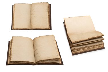 Beyaz bir arkaplanda izole edilmiş boş eski bir defter. Boşluğu kopyala.  