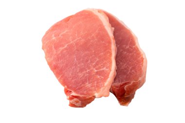 Beyaz arka planda çiğ domuz parçaları. Üst görünüm. 