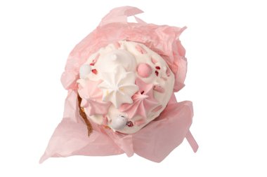 Beyaz arka planda izole edilmiş Paskalya pastası. Üst görünüm.