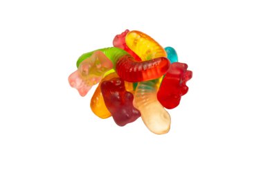 Beyaz arka planda izole edilmiş çeşitli renkli jelibon şekerler. Üst Manzara. Jöleli şekerler.