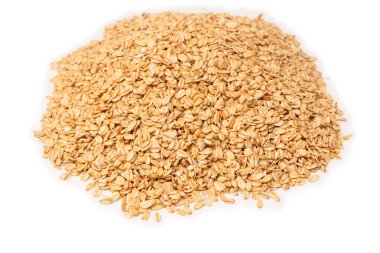 Beyaz arka planda yulaf ezmesi. Üst görünüm. 