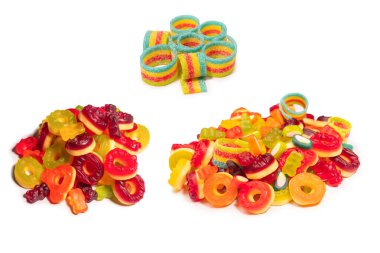 Renkli sakızlı şekerler. Üst Manzara. Jöleli çörekler. Jelibon. Beyaz bir arkaplanda izole edilmiş. 