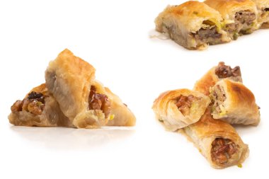 Beyaz arka planda cevizli enfes tatlı baklava. Üst görünüm.