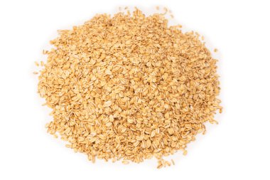 Beyaz arka planda yulaf ezmesi. Üst görünüm. 