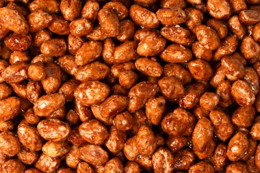 Arka planda lezzetli kavrulmuş fıstık var.. 