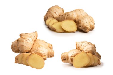 Zencefil Kökü Beyaz Arkaplanda İzole Edildi.