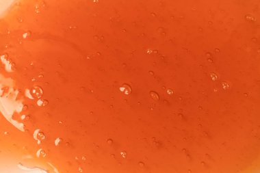 Kırmızı balçık oyuncağı izole edilmiş arka plan. Üst görünüm. 