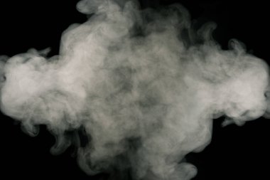 Siyah arka planda beyaz buhar. Boşluğu kopyala.