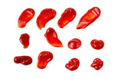 Kırmızı sos beyaz arka planda izole edilmiş. Ketçap..