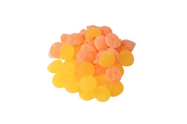 Beyaz arka planda izole edilmiş parlak narenciye lolipopları. 