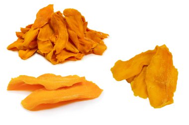 Tatlı mango dilimleri arka planda. Üst görünüm. 