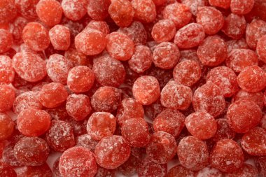 Kurutulmuş kumkat beyaz arka planda izole edilmiş. Üst görünüm.