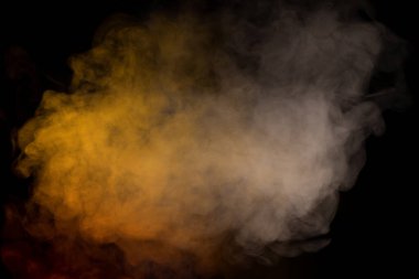 Siyah arka planda beyaz buhar. Boşluğu kopyala.