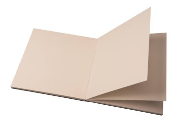 Beyaz arkaplanda boş sayfaları olan bir defter aç. Üst görünüm. 