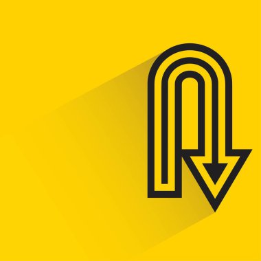 Sarı arkaplanda gölgesi olan ok simgesini kapat
