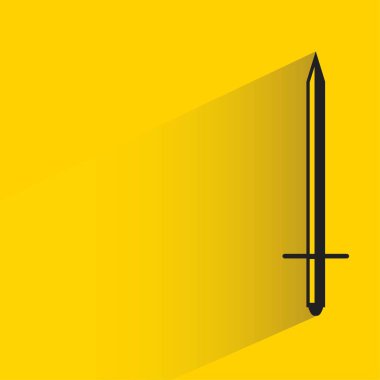 Sarı arkaplanda gölgesi olan kılıç