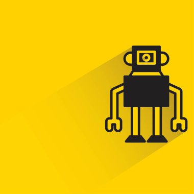 Sarı arka planda gölgesi olan droid robot.