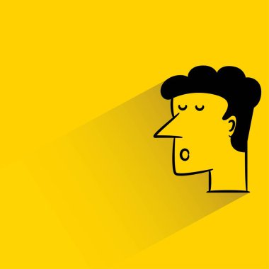 Sarı arka planda gölgesi olan komik yüz avatarı