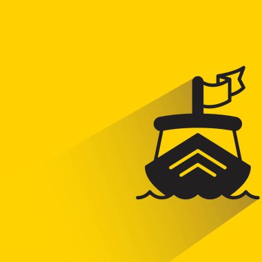 Sarı arkaplanda gölgesi olan gemi simgesi