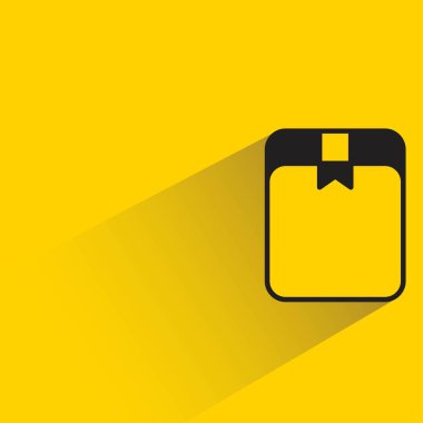 sarı arkaplanda gölgesi olan karton kutu simgesi