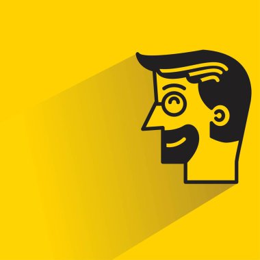 Sarı arka planda gölgesi olan erkek yüz avatarı