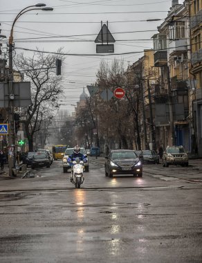 Kiev şehrinin sokaklarının manzarası