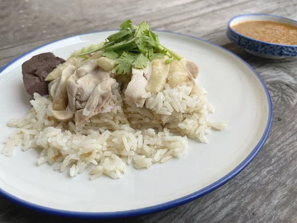 Nasi Dikukus Dengan Makanan Cina Ayam — Stok Foto
