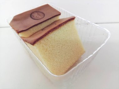 Tereyağlı kek fırını veya sünger keki.