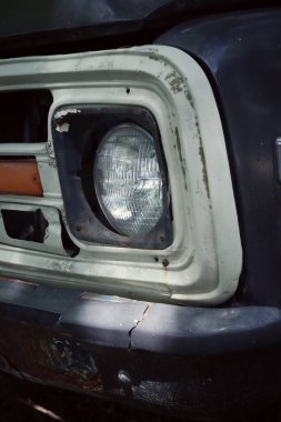 Eski araba retro 'sunu kapat