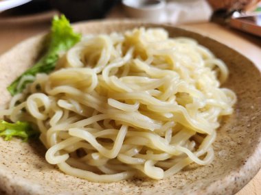 Japon restoranında erişteli erişte.