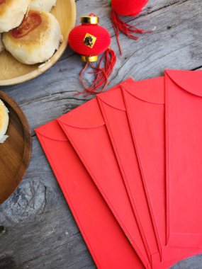 Çin yeni yılı kırmızı zarf