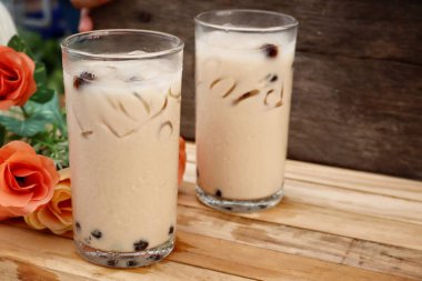 Süt ve çay köpüğü Tayvan yemeği