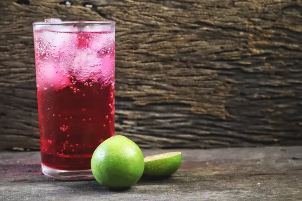 Buzlu kırmızı soda.