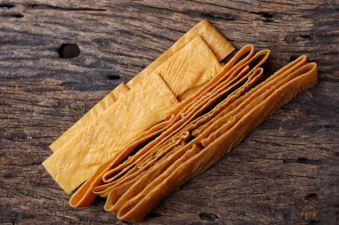 Soya fasulyesi Çin yemeğine yapışır.