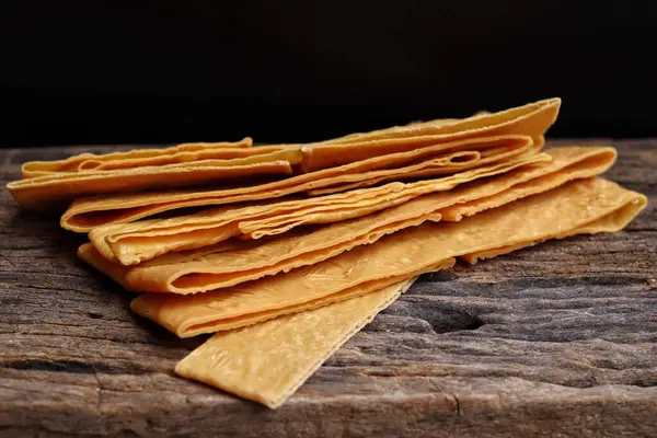 Soya fasulyesi Çin yemeğine yapışır.