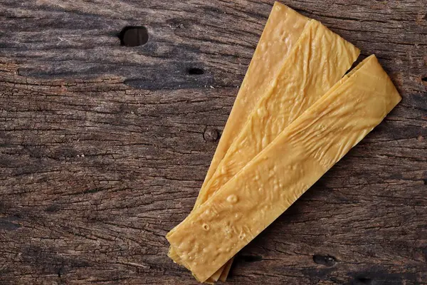 Soya fasulyesi Çin yemeğine yapışır.