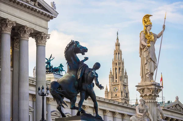 Statyer Framför Den Österrikiska Parlamentsbyggnaden Wien Österrike — Stockfoto