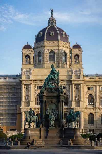 Monumento Con Estatuas Frente Kunsthistorisches Museum Viena Austria — Foto de Stock