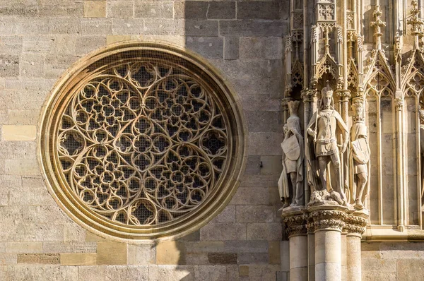 Avusturya, Viyana 'daki St. Stephens Katedrali' nin heykelleri ve süslemeleri