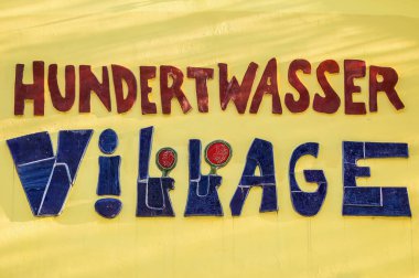 Avusturya, Viyana 'daki Hundertwasser köyünün işareti