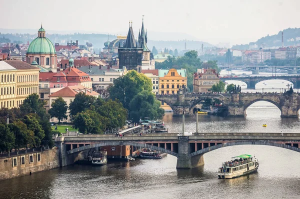 布拉格旧城风景 有Vltava河和多座桥梁 捷克共和国 — 图库照片