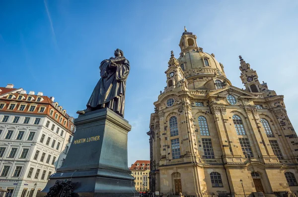 Église Luthérienne Frauenkirche Avec Statue Martin Luther Dresde Allemagne — Photo
