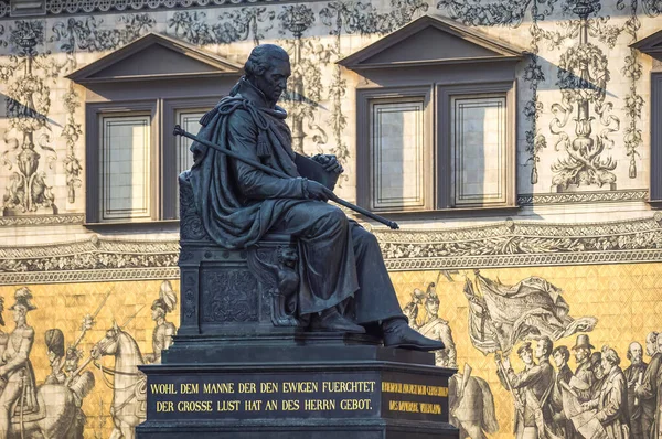 Friedrich Dresden Şehrindeki Anıtı Heykeli — Stok fotoğraf