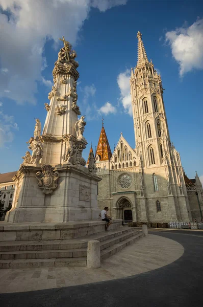 Macaristan Budapeşte Deki Matthias Kilisesi Çeşmesi — Stok fotoğraf