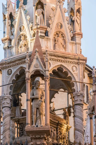 Talya Nın Verona Kentindeki Gotik Mimari — Stok fotoğraf