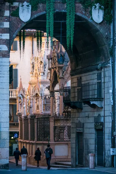 Talya Nın Verona Kentindeki Gotik Rönesans Mimarisi — Stok fotoğraf